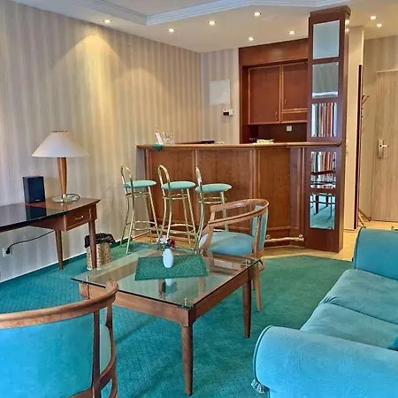 Sunday Hotel & Suites Leipzig Лейпциг