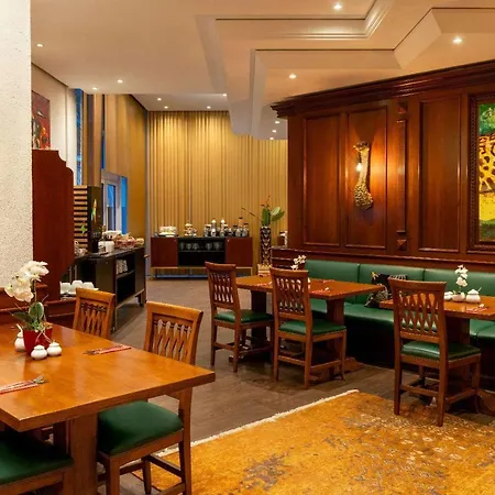 Sunday Hotel & Suites Leipzig Отель Лейпциг
