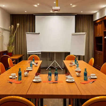 Sunday Hotel & Suites Leipzig Отель