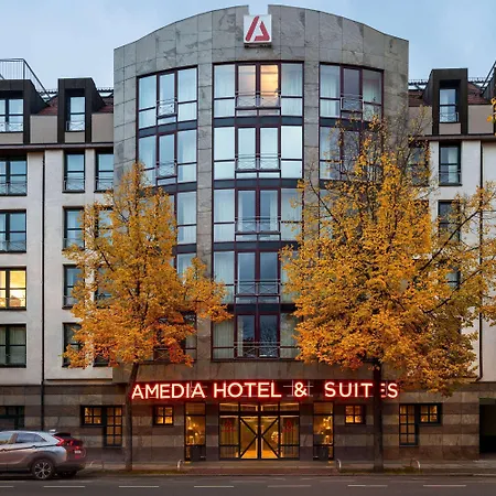 Отель Sunday Hotel & Suites Leipzig